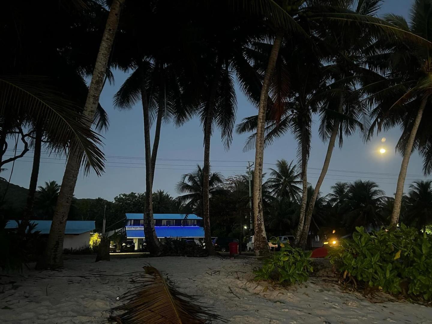 Island Hopper Hotel Yepan Luaran gambar